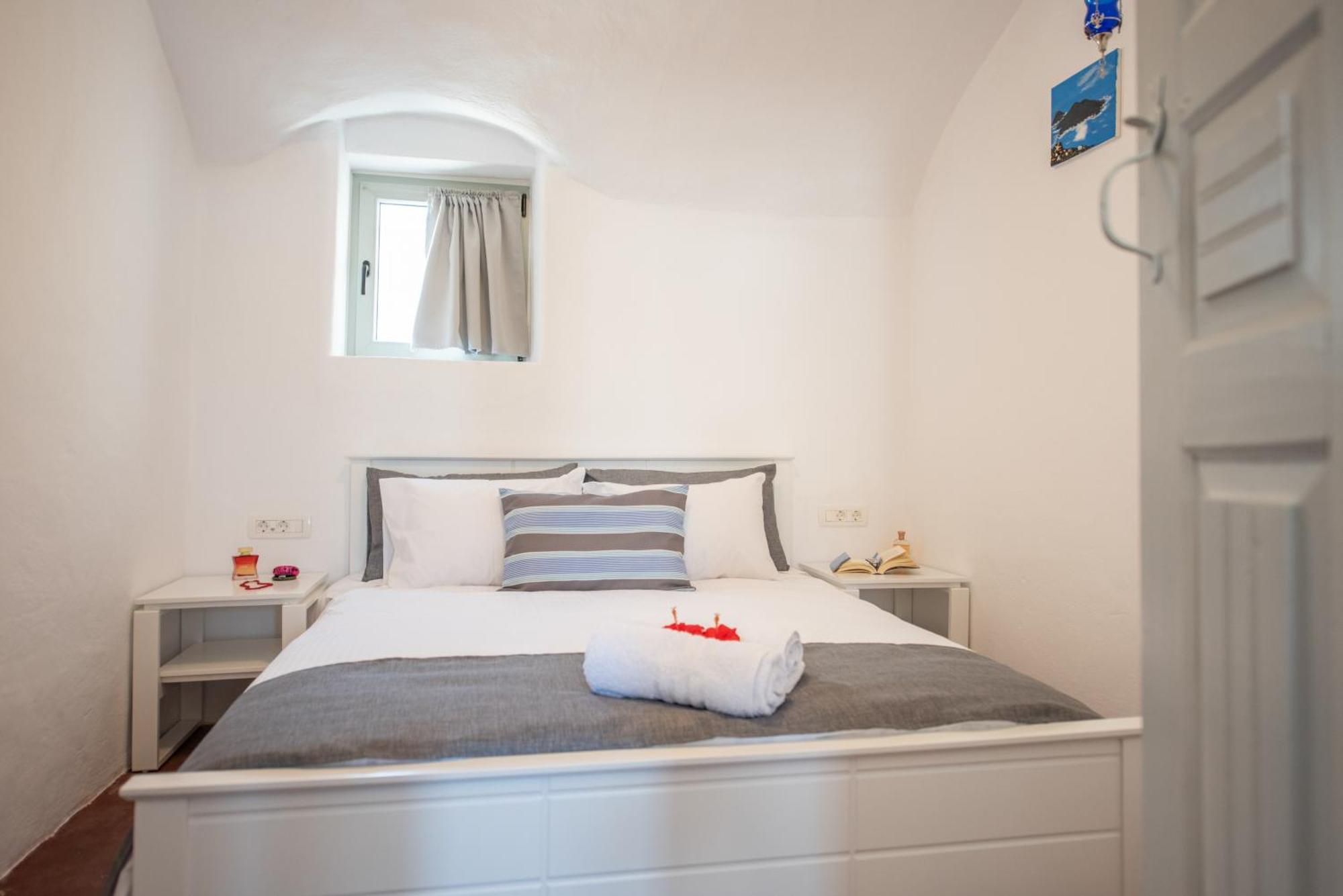 Argyro And Diogenis Apartment Emporio  Ngoại thất bức ảnh
